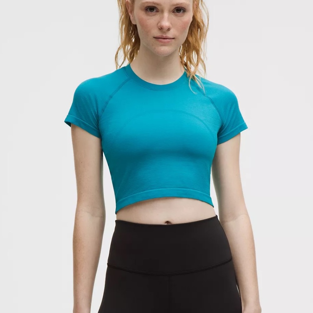 Lululemon Swiftly Tech Cropped Tee